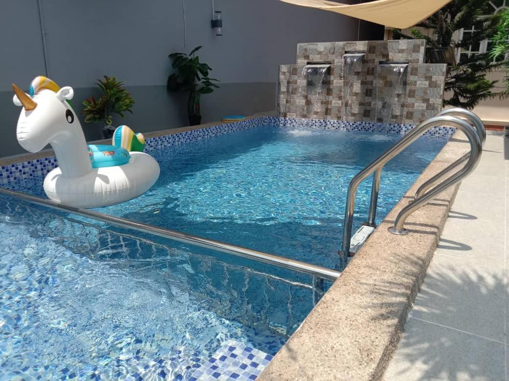 Private Pool Cassa Dinies, Wifi , Bbq,10 Pax Villa Rantau Panjang Екстериор снимка