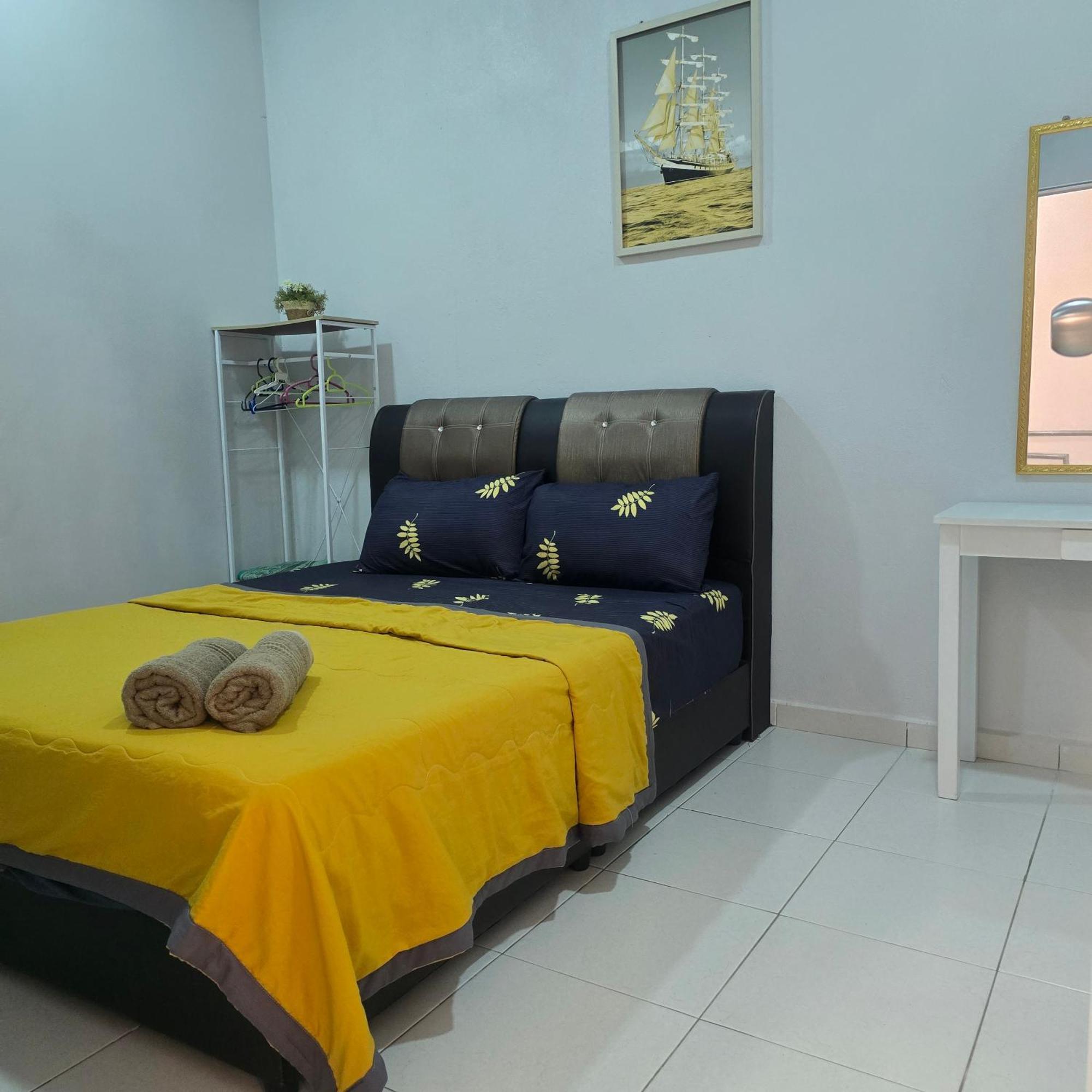 Private Pool Cassa Dinies, Wifi , Bbq,10 Pax Villa Rantau Panjang Екстериор снимка